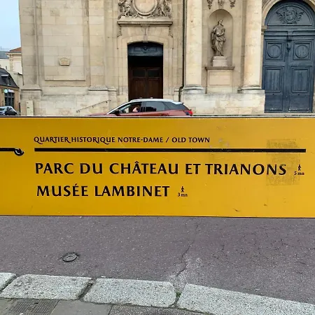 Apartment Quartier Notre Dame Au Pied Du Chateau Avec Parking *