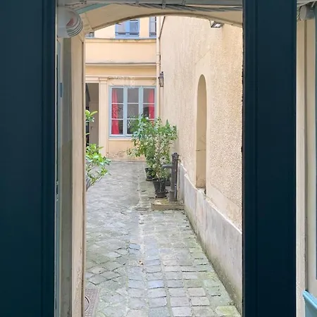 Quartier Notre Dame Au Pied Du Chateau Avec Parking