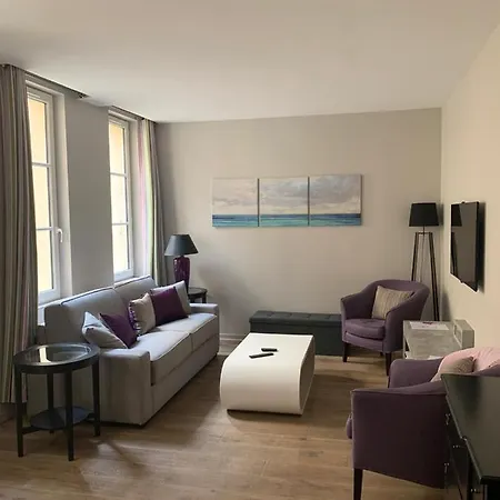 Quartier Notre Dame Au Pied Du Chateau Avec Parking * فيرفاي