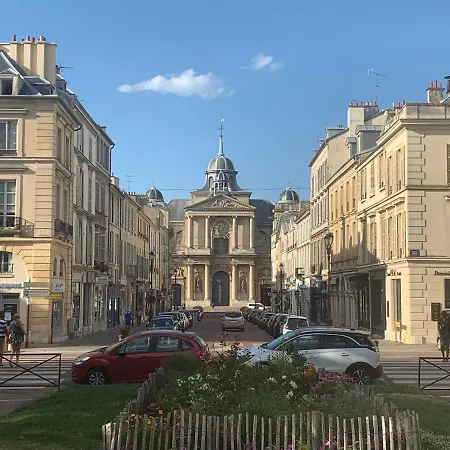 شقة Quartier Notre Dame Au Pied Du Chateau Avec Parking *