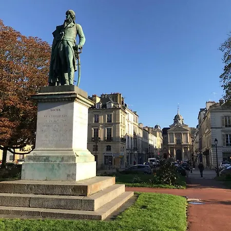 شقة Quartier Notre Dame Au Pied Du Chateau Avec Parking فيرفاي