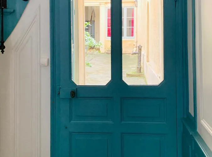 Quartier Notre Dame Au Pied Du Chateau Avec Parking Apartamento *