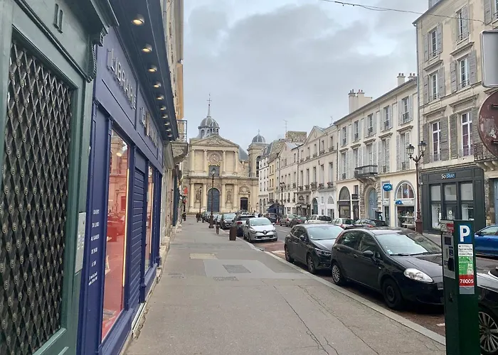 Quartier Notre Dame Au Pied Du Chateau Avec Parking Apartamento