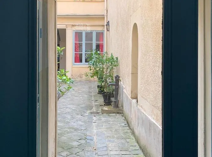 Quartier Notre Dame Au Pied Du Chateau Avec Parking