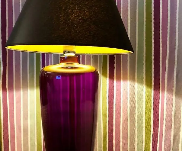 Quartier Notre Dame Au Pied Du Chateau Avec Parking * Versalles