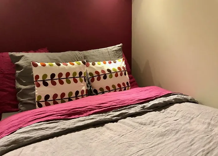 Quartier Notre Dame Au Pied Du Chateau Avec Parking Apartamento